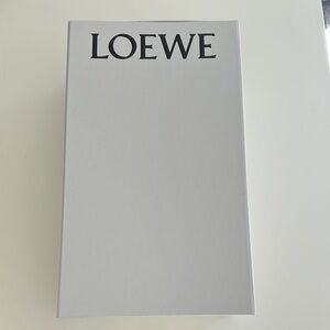 Loewe White Box